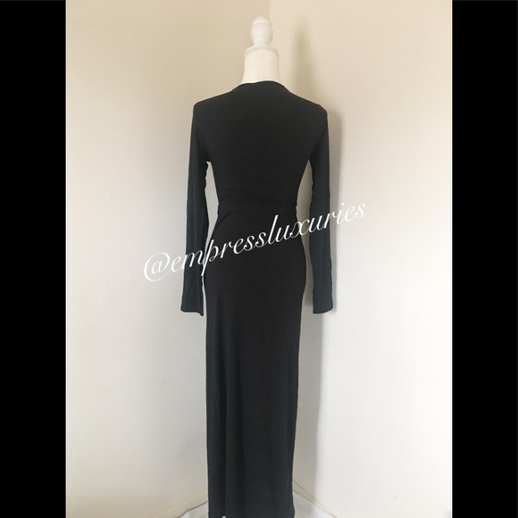 Long Sleeve Maxi Dress✨✨ - Picture 3 of 5